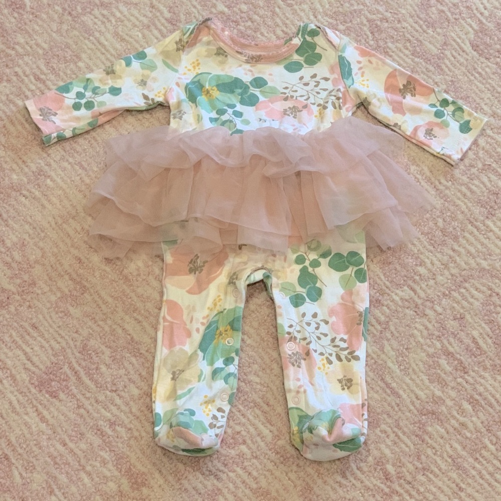 Baby Starters size 6 months, worn once